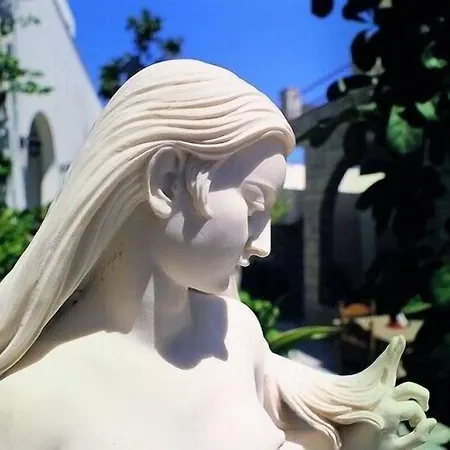 Minoa Ξενοδοχείο