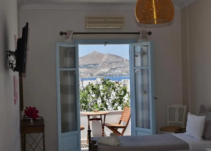 Minoa Naousa (Paros)