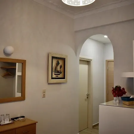 Hotel Minoa 2*