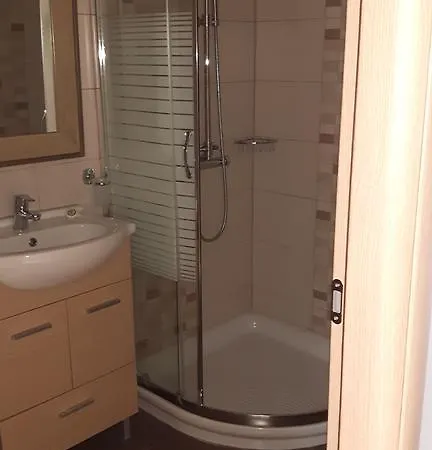 Minoa Hotel 2*